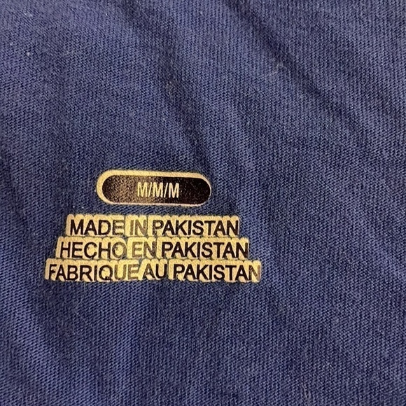 CHICAGO Cubs women’s short sleeve T-shirt. Size M - Picture 3 of 5